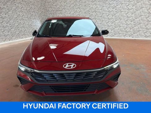 Used 2025 Hyundai Elantra Sport FWD image 2