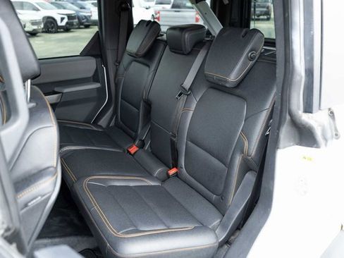 Used 2023 Ford Bronco Badlands w/ Sasquatch Package image 14