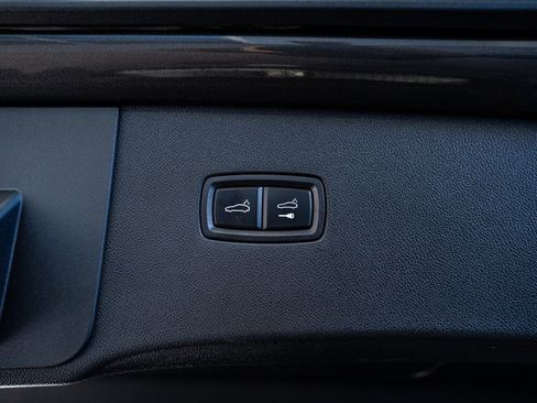 Used 2023 Porsche Cayenne GTS image 63