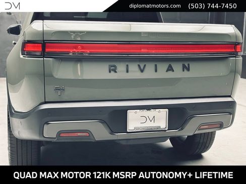 Used 2026 Rivian R1T Premium AWD/4WD image 15
