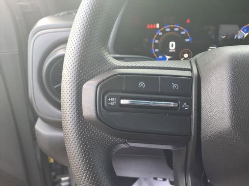 Used 2025 Chevrolet Colorado W/T image 13