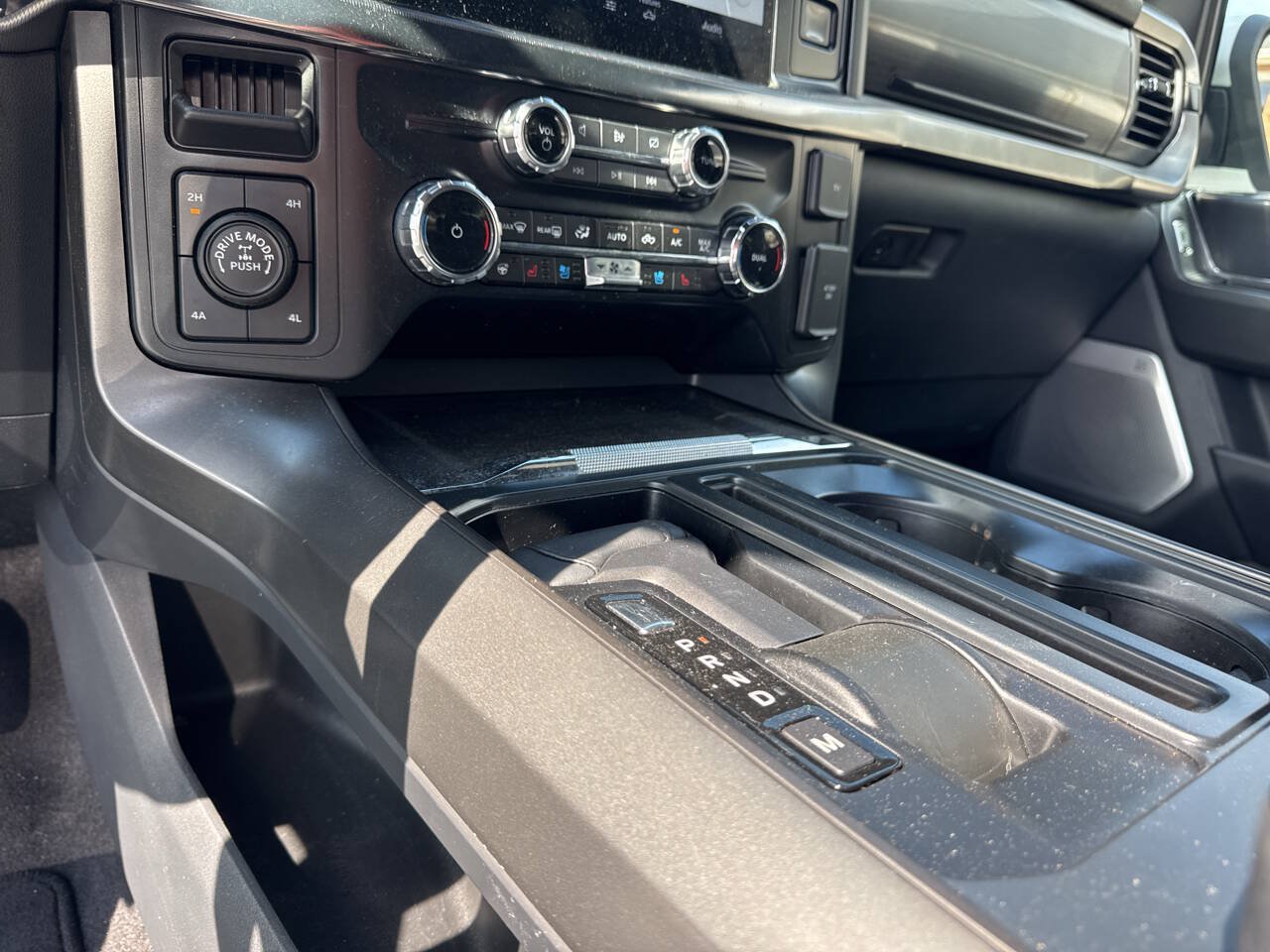 Used 2024 Ford F150 Lariat w/ Equipment Group 502A High AWD/4WD image 29
