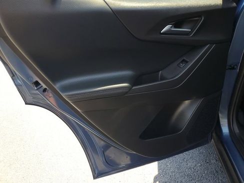 Used 2025 Chevrolet Equinox LT AWD/4WD image 12