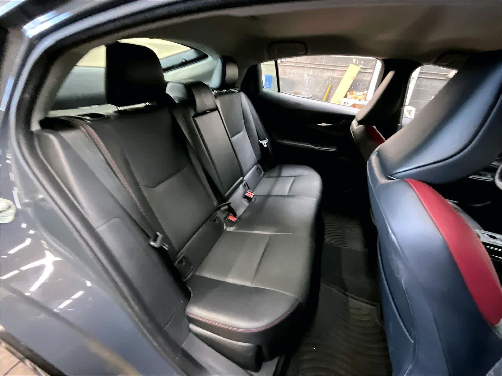 Used 2023 Toyota Prius Prime FWD image 29
