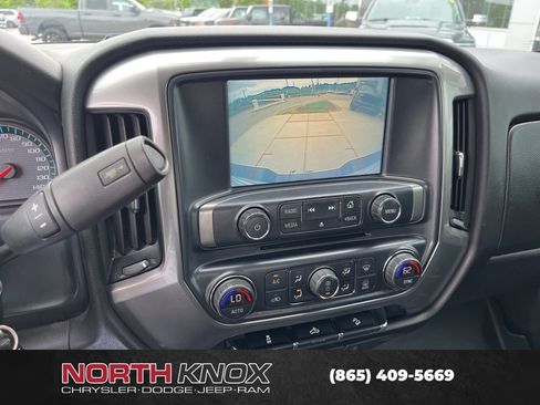 Used 2018 Chevrolet Silverado 1500 LT w/ All Star Edition AWD/4WD image 9