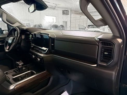 Used 2022 GMC Sierra 1500 Elevation AWD/4WD image 12