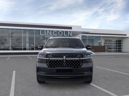 New 2026 Lincoln Navigator L Black Label AWD/4WD image 6