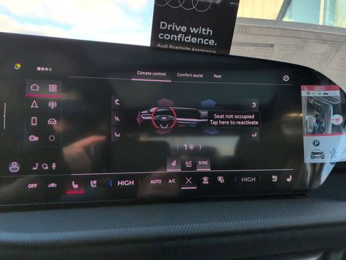 New 2025 Audi SQ5 Premium Plus image 6