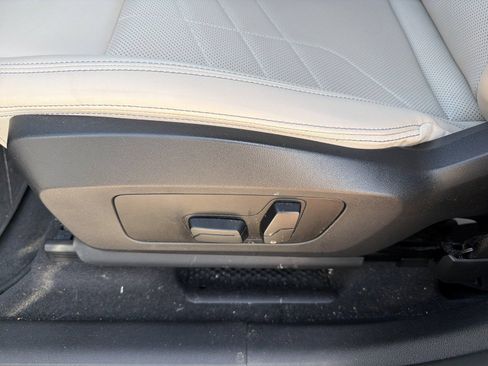 Used 2023 BMW X1 xDrive28i w/ Premium Package AWD/4WD image 23