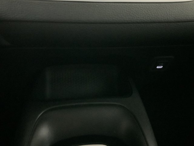 Used 2025 Toyota Corolla LE FWD image 29