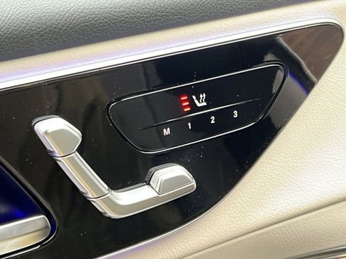 Used 2026 Mercedes-Benz GLC 300 4MATIC image 33