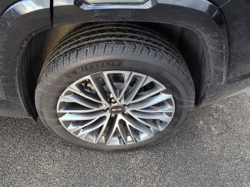 Used 2026 GMC Terrain Denali image 10