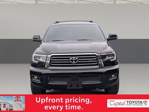 Used 2019 Toyota Sequoia SR5 AWD/4WD image 3