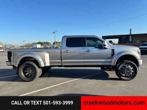 Used 2020 Ford F450 Platinum w/ FX4 Off-Road Package image 4