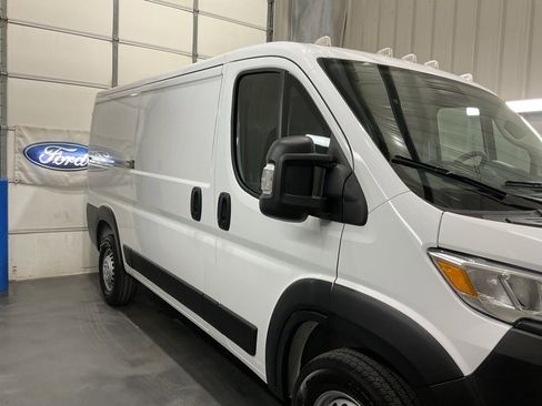 Used 2024 RAM ProMaster 3500 w/ Convenience Group image 4