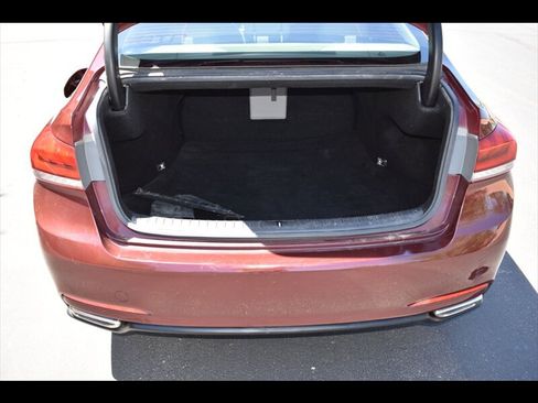 Used 2015 Hyundai Genesis 3.8 RWD image 23