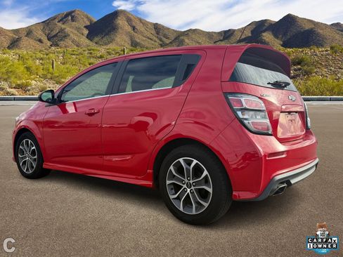 Used 2020 Chevrolet Sonic LT w/ Convenience Package image 3