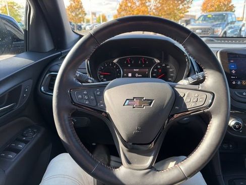 Used 2022 Chevrolet Equinox RS w/ RS Leather Package image 38