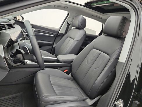 Used 2024 Audi Q8 e-tron Premium Plus w/ Premium Plus Package AWD/4WD image 10