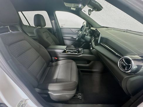 Used 2025 Chevrolet Equinox LT image 31