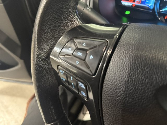Used 2018 Ford Explorer XLT w/ XLT Appearance Package AWD/4WD image 47