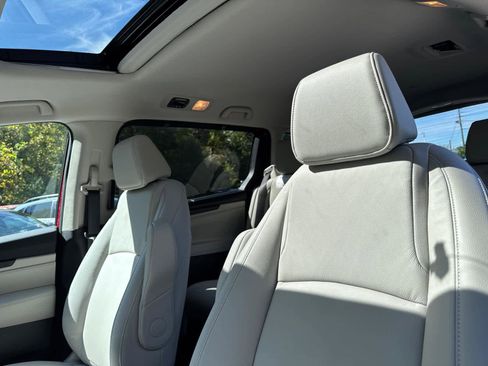 New 2025 Honda Odyssey EX-L image 16