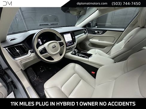 Used 2024 Volvo S60 T8 Plus w/ Climate Package AWD/4WD image 16