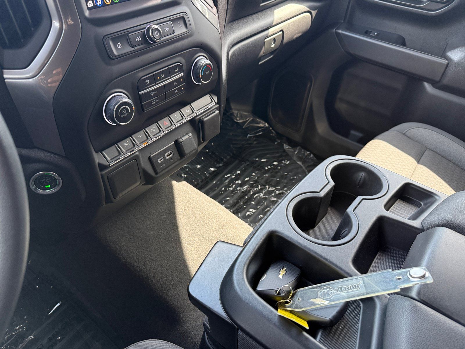 Used 2026 Chevrolet Silverado 1500 Custom RWD image 13