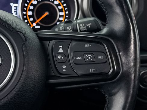 Used 2021 Jeep Wrangler Unlimited Sport AWD/4WD image 34