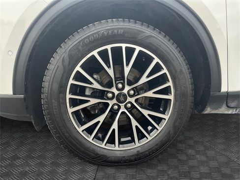 Used 2023 Ford Escape SE w/ PHEV Premium Package image 14