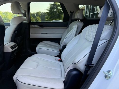 Used 2021 Hyundai Palisade Limited FWD image 38