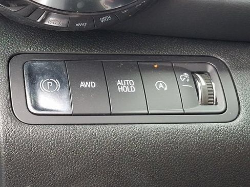 Used 2026 Chevrolet Equinox LT AWD/4WD image 27
