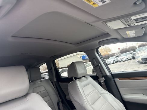 Used 2017 Honda CR-V Touring image 25