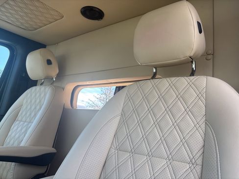 Used 2024 Mercedes-Benz Sprinter 3500 image 71