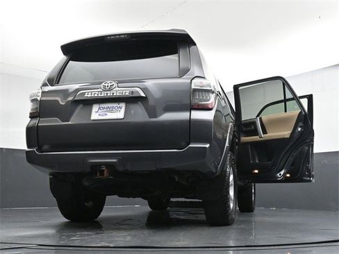 Used 2020 Toyota 4Runner SR5 Premium image 36