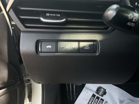 Used 2025 Nissan Altima 2.5 SV FWD image 20