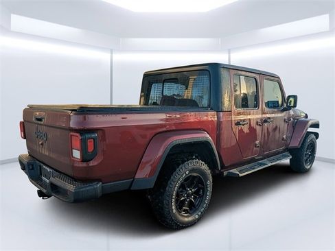 Used 2022 Jeep Gladiator Willys image 3