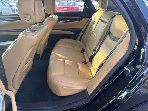 Used 2013 Cadillac XTS Premium image 11