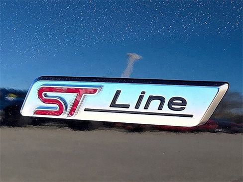 Used 2023 Ford Escape ST-Line image 12