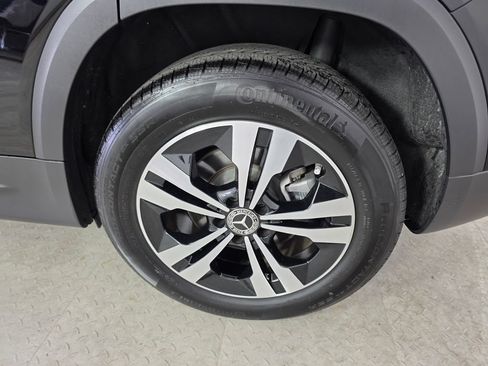 Certified 2025 Mercedes-Benz GLB 250 image 15