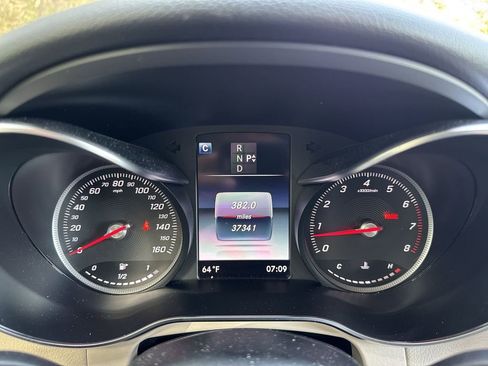 Used 2019 Mercedes-Benz GLC 300 image 19