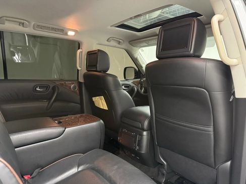 Used 2020 Nissan Armada Platinum w/ Captain's Chairs Package RWD image 16