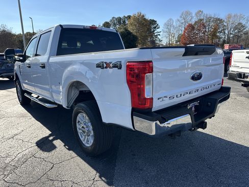 Used 2017 Ford F250 XLT image 6