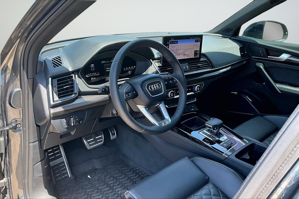 Used 2025 Audi SQ5 Premium Plus AWD/4WD image 9