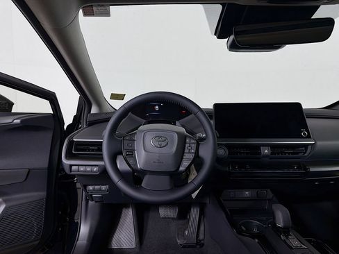 New 2026 Toyota Prius Plug-In Hybrid FWD image 19