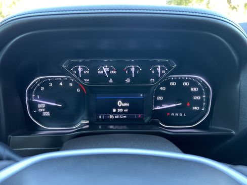 Used 2019 GMC Sierra 1500 SLT w/ SLT Premium Package image 24