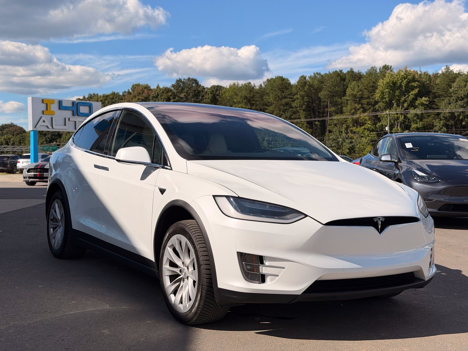 Used 2019 Tesla Model X 75D AWD/4WD image 18