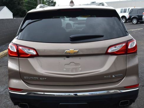 Used 2018 Chevrolet Equinox Premier AWD/4WD image 6