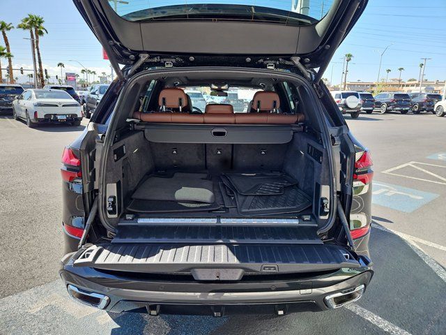 Certified 2026 BMW X5 xDrive50e w/ M Sport Package AWD/4WD image 6