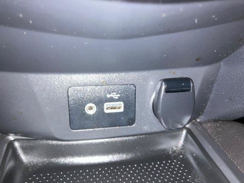 Used 2018 Nissan Rogue S FWD image 21